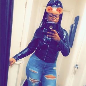 Meet your Posher, Destiny